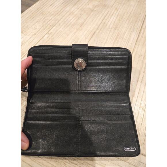 Coach Women's Black Signature Studded Zip-Around Wallet Vintage Y2K - Picture 6 of 11